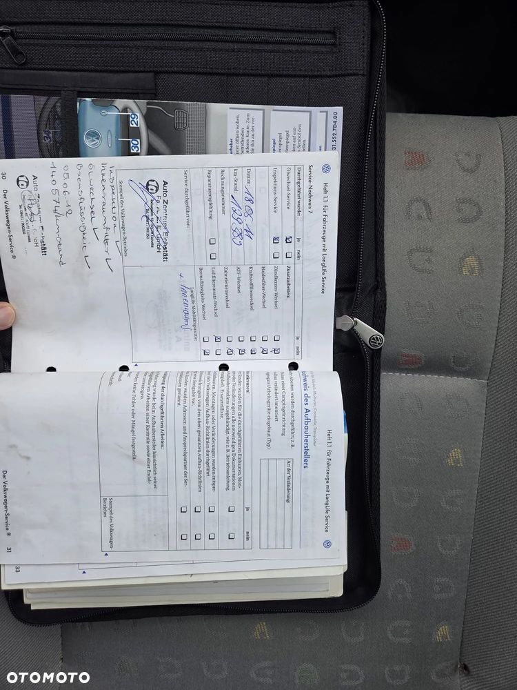 Volkswagen Caravelle - 15