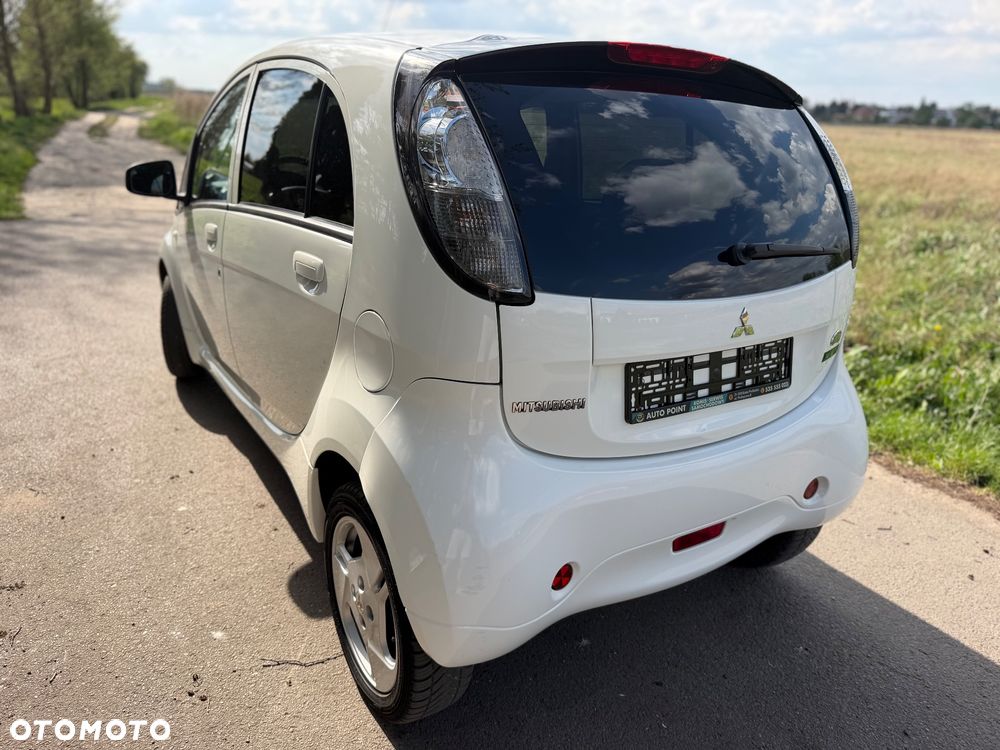 Mitsubishi i-MiEV Standard - 5
