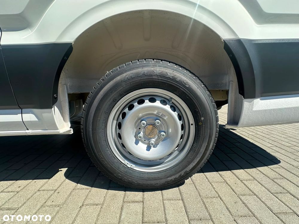 Volkswagen Crafter - 14