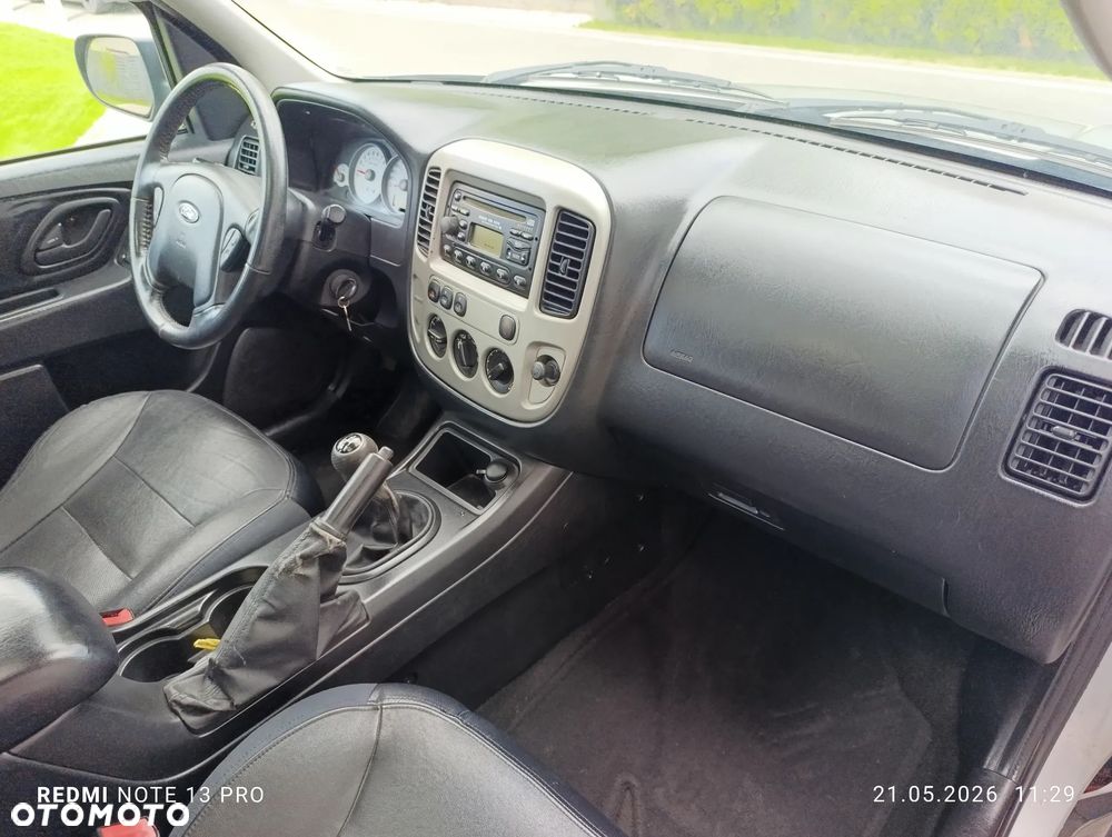 Ford Maverick Highclass - 17
