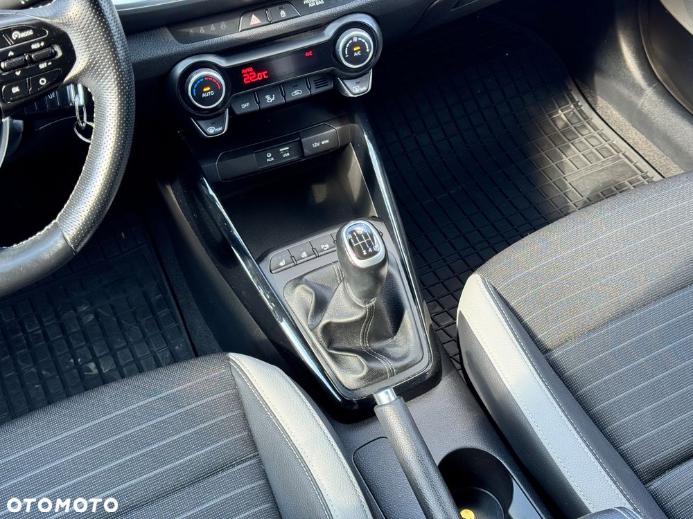 Kia Stonic 1.0 T-GDI L - 10