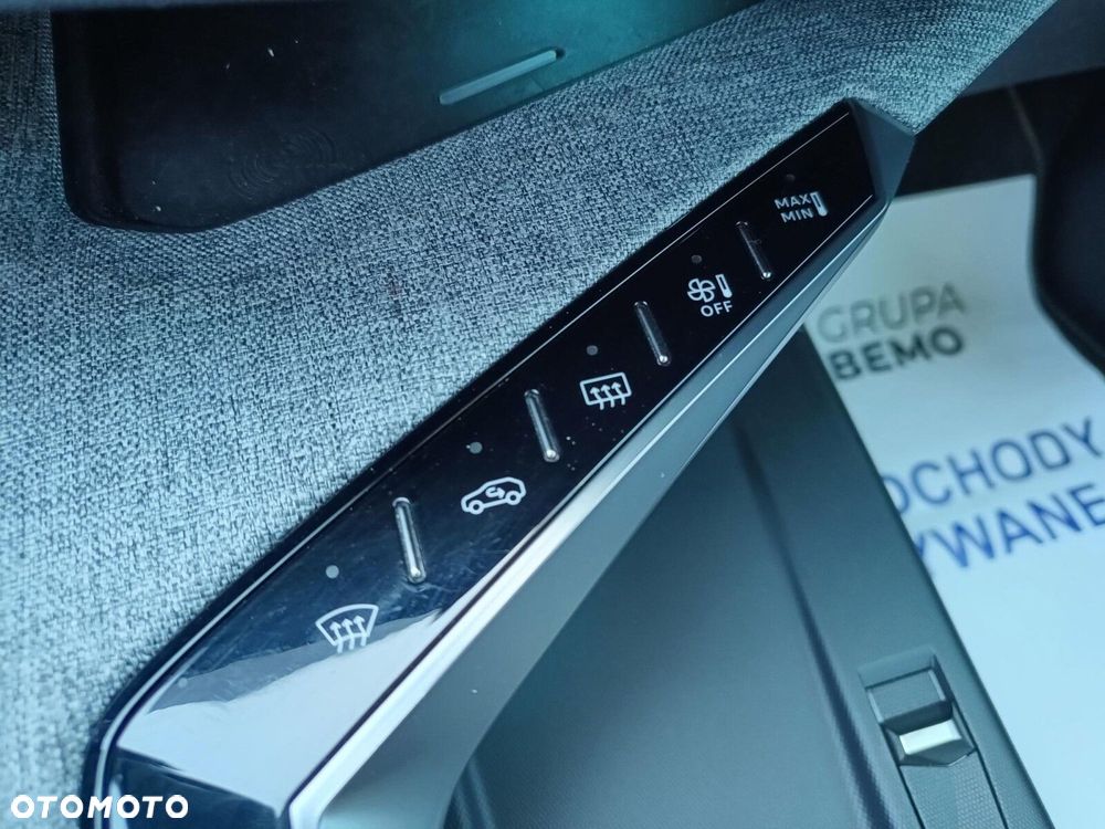 Peugeot 5008 - 32