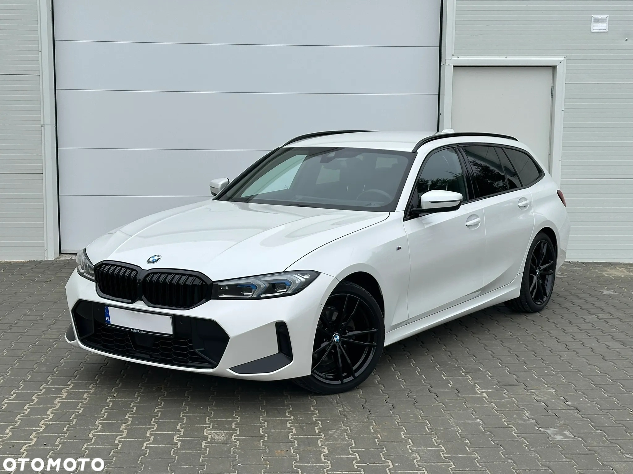 BMW Seria 3 320d xDrive M Sport sport - 2