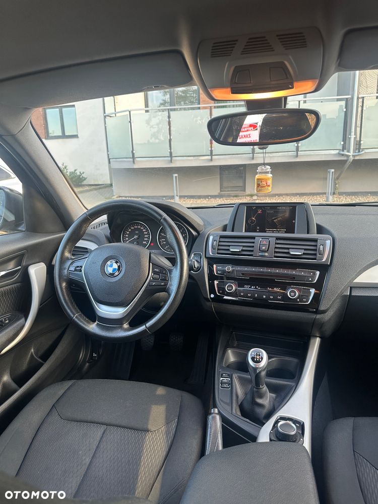 BMW Seria 1 116i - 17