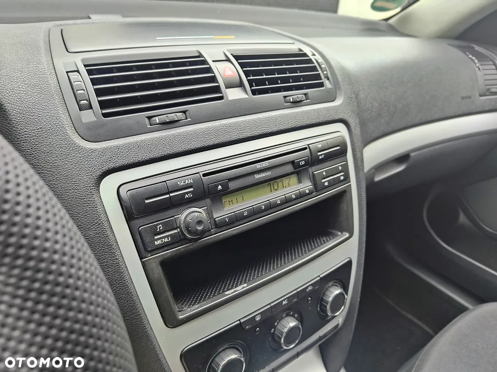 Skoda Octavia 1.6 Active - 25