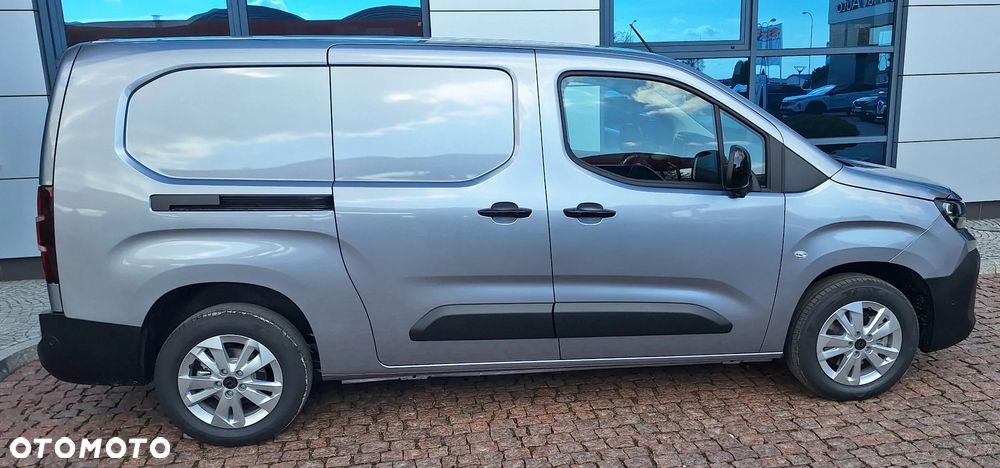 Peugeot Partner Furgon Long 950kg BlueHDi 130 KM S&S EAT8 Bogaty - 6