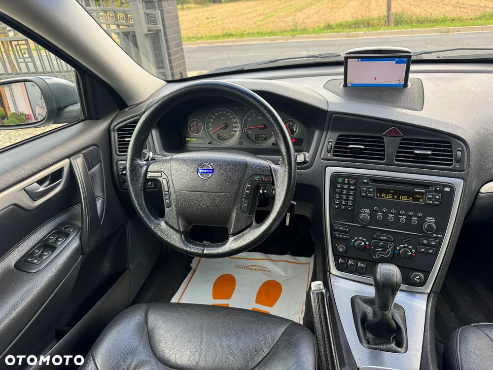 Volvo V70 2.4 Premium - 15