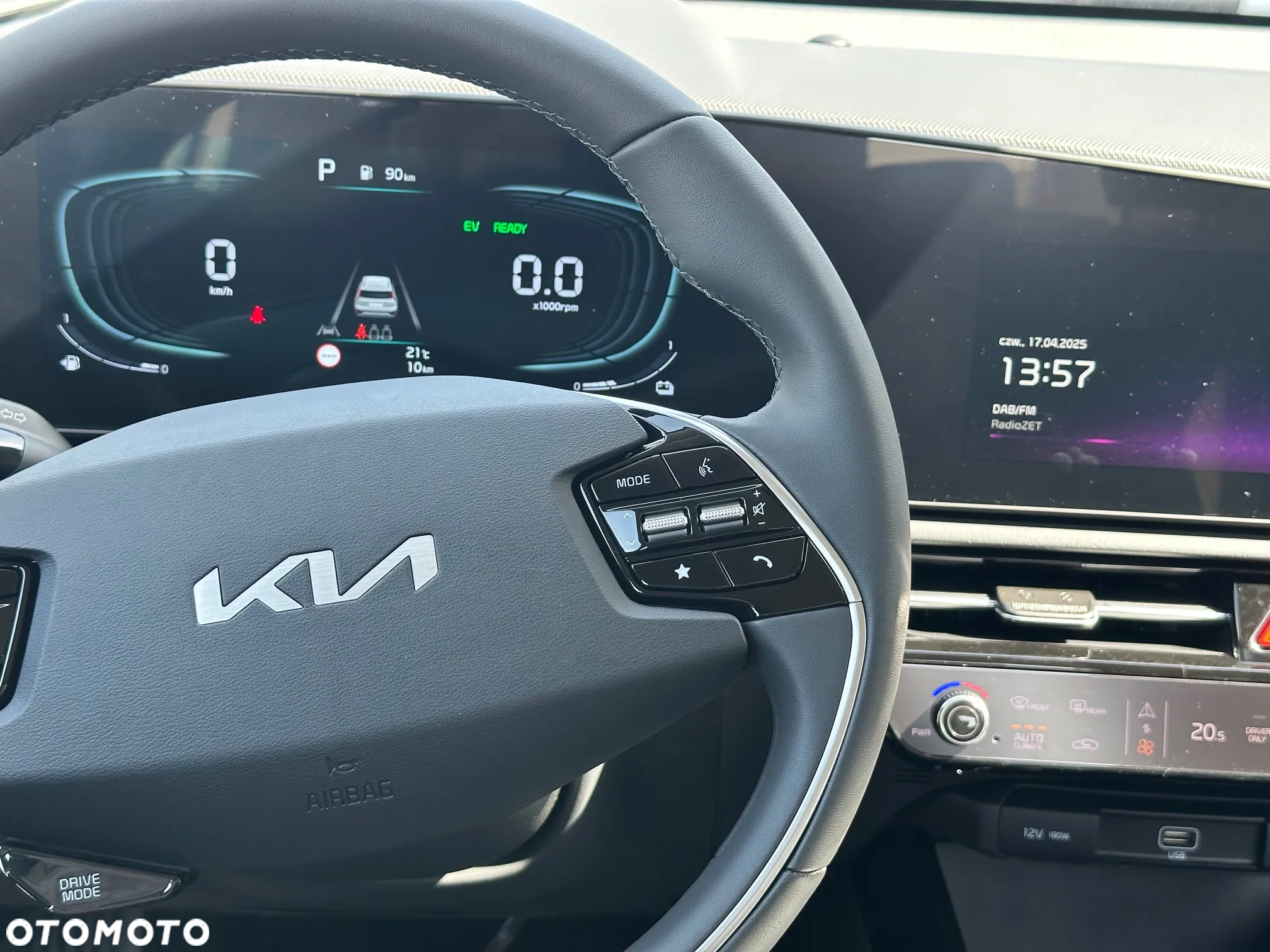 Kia Niro 1.6 GDI Hybrid M - 20