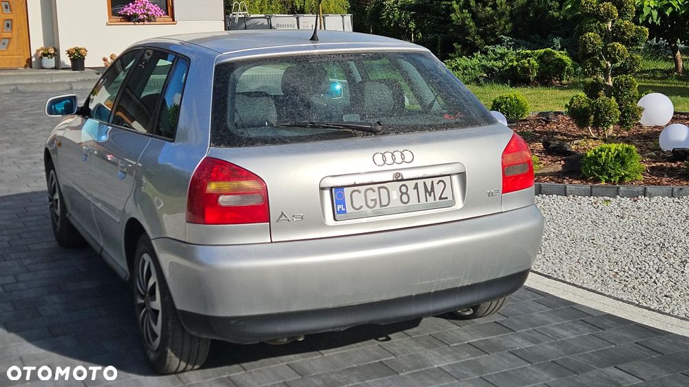 Audi A3 Sportback 1.6 Ambiente - 5