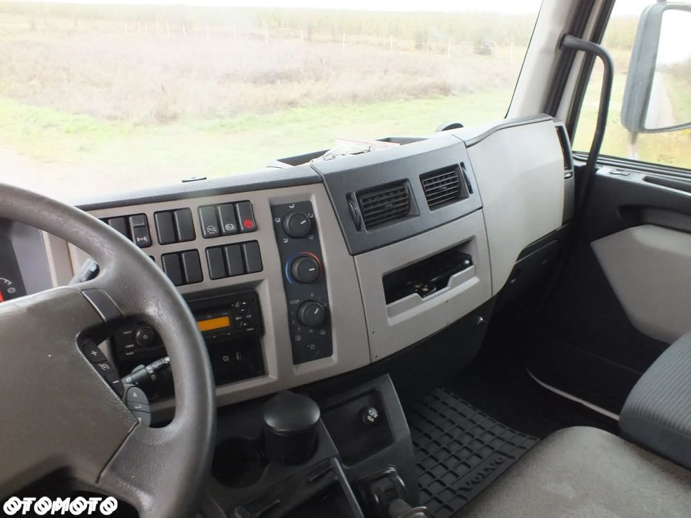 Volvo FL 260 - 16