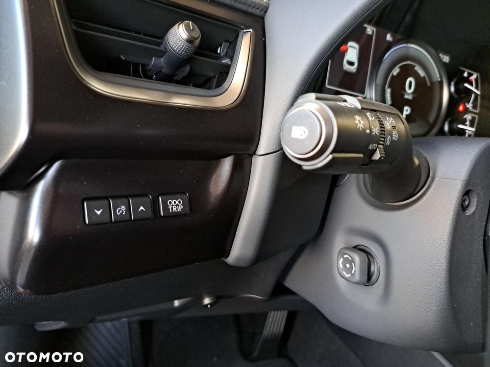 Lexus UX 250h GPF F Sport Design 2WD - 34