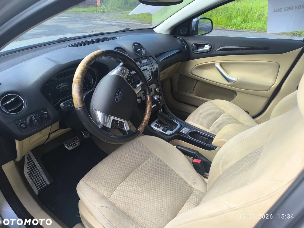 Ford Mondeo 2.3 Ghia - 9