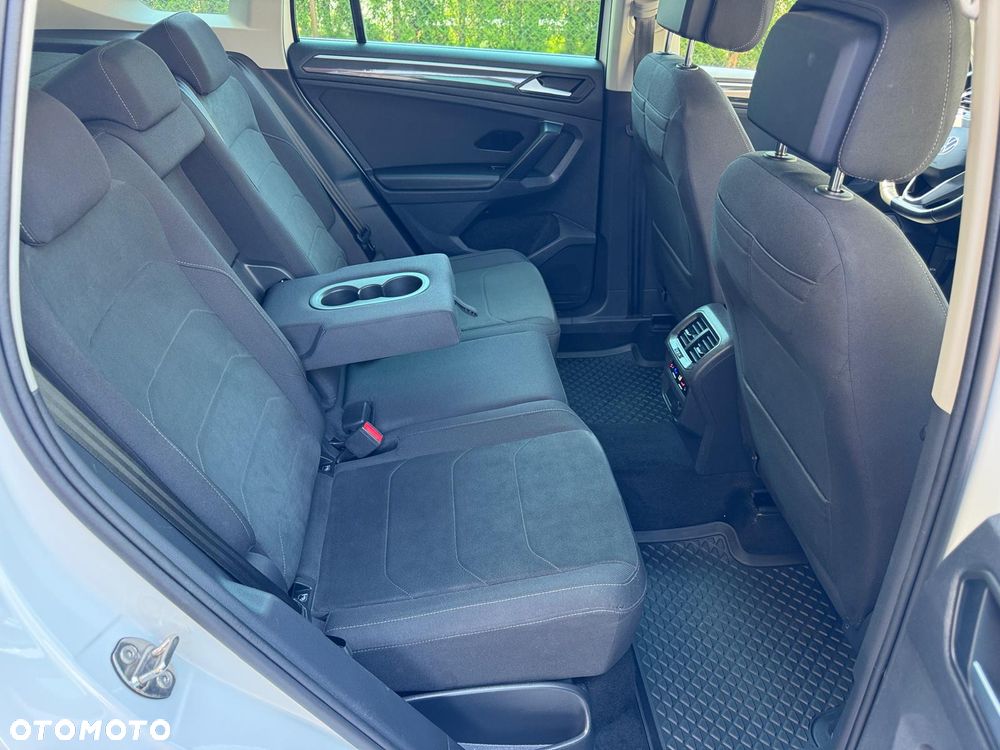 Volkswagen Tiguan 2.0 TDI SCR 4Mot Elegance DSG - 37