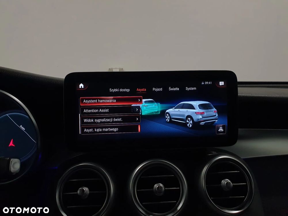 Mercedes-Benz GLC - 24