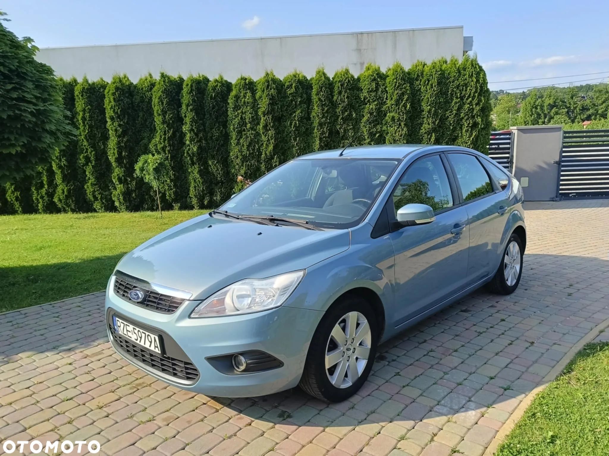Ford Focus 1.4 Ambiente - 1