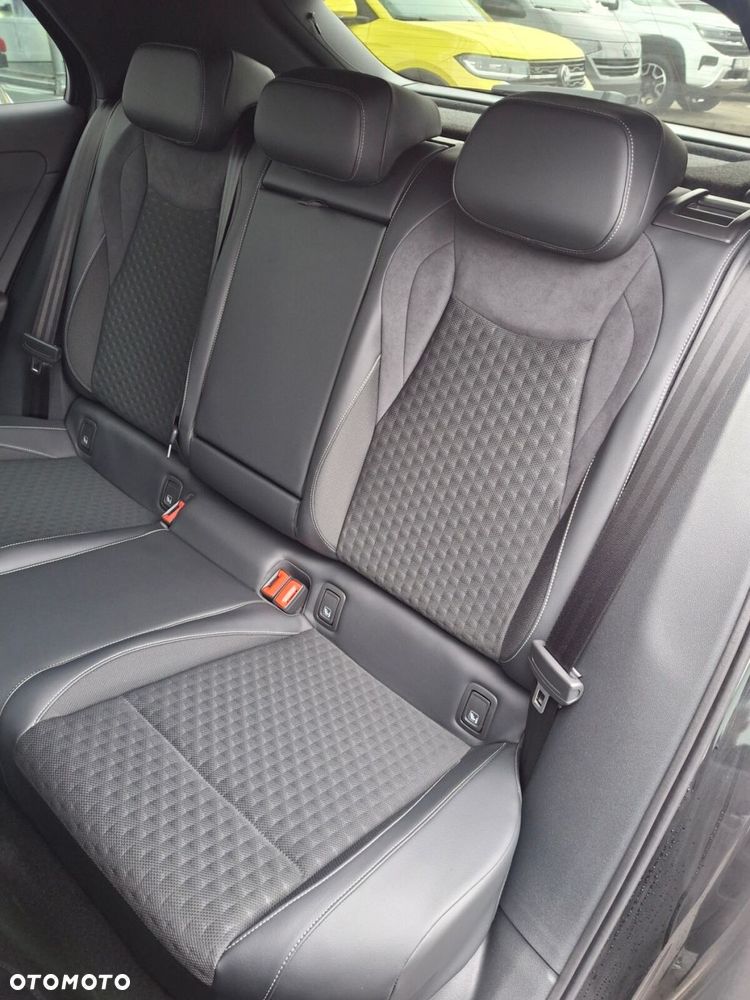 Volkswagen T-Roc 1.5 TSI R-Line DSG - 15