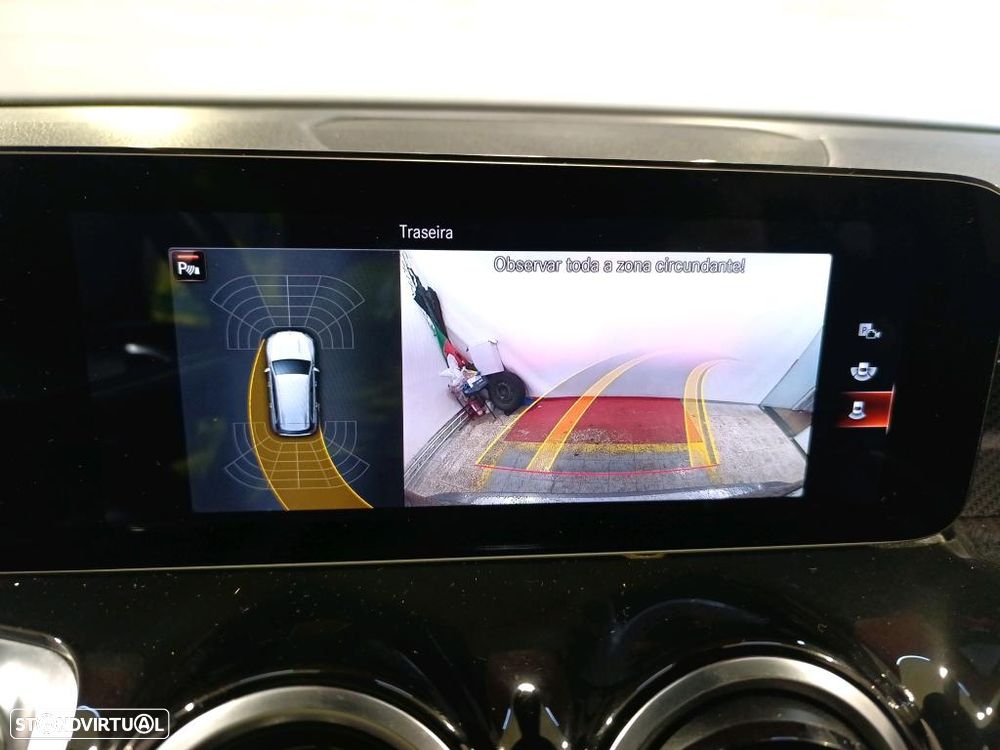 Mercedes-Benz GLB 180 d AMG Line - 9