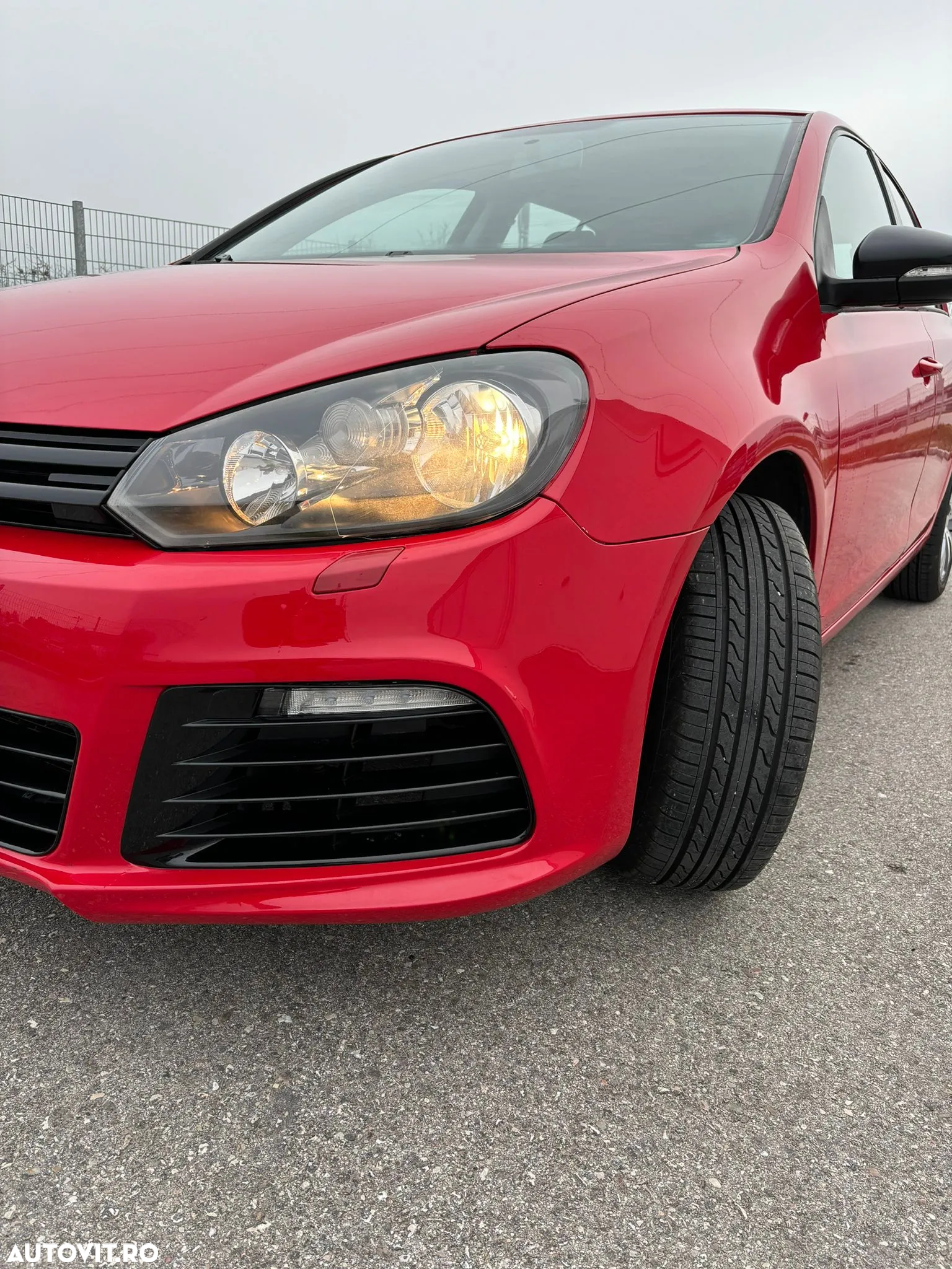 Volkswagen Golf - 2