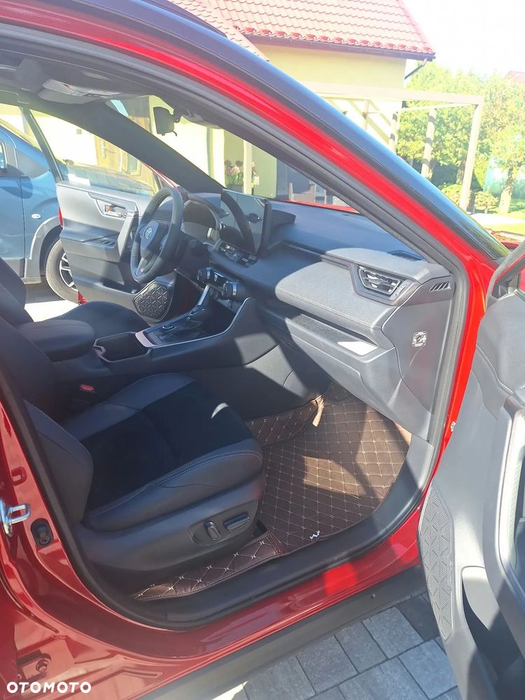 Toyota RAV4 - 12