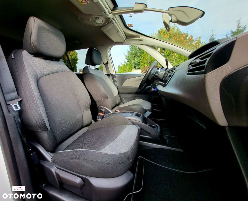Citroën C4 Grand Picasso - 18