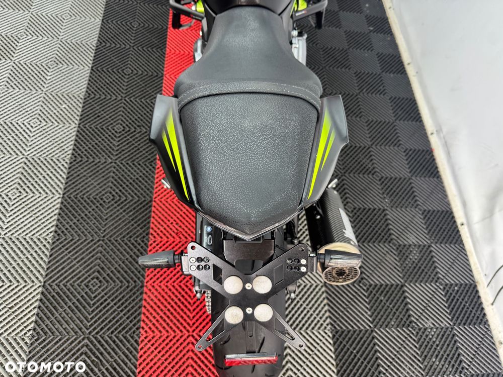 Kawasaki Z 650 - 21