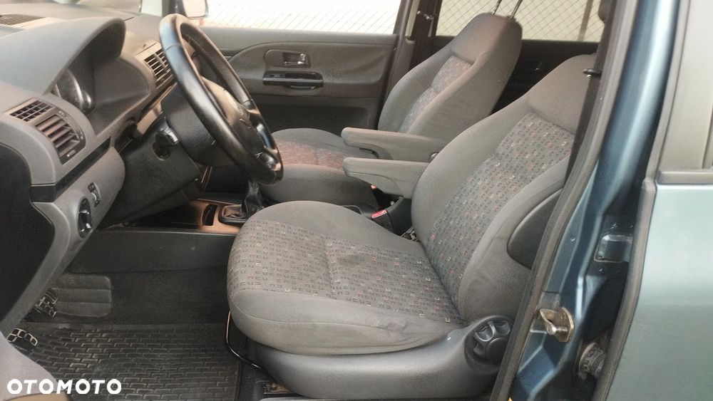 Volkswagen Sharan 1.9 TDI Special - 6