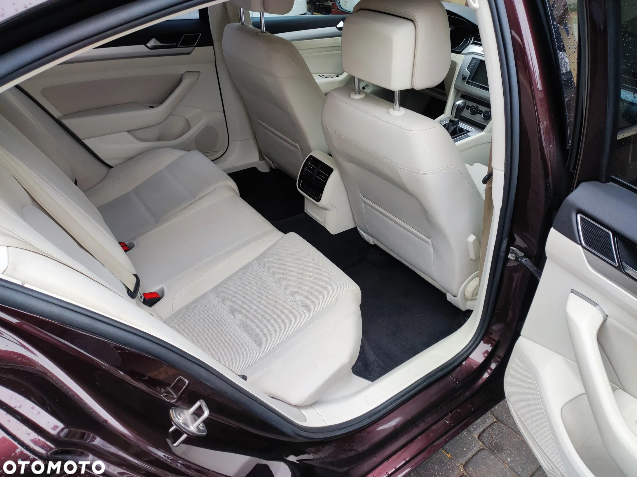 Volkswagen Passat 2.0 TDI BMT Highline DSG - 24