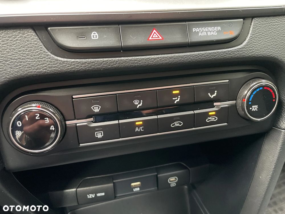 Kia Ceed 1.0 T-GDI S - 22