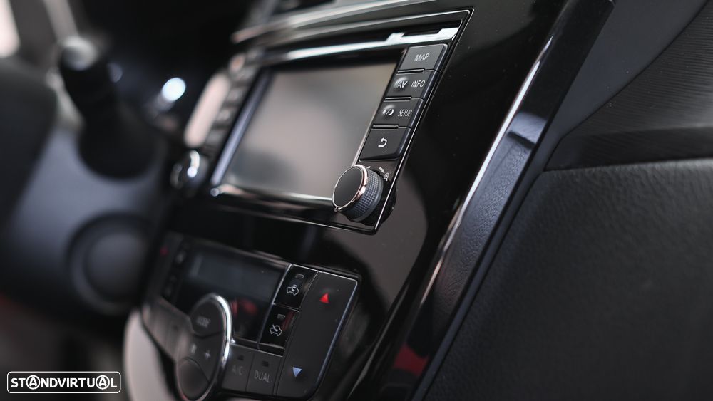 Nissan Pulsar 1.2 DIG-T N-Connecta - 35