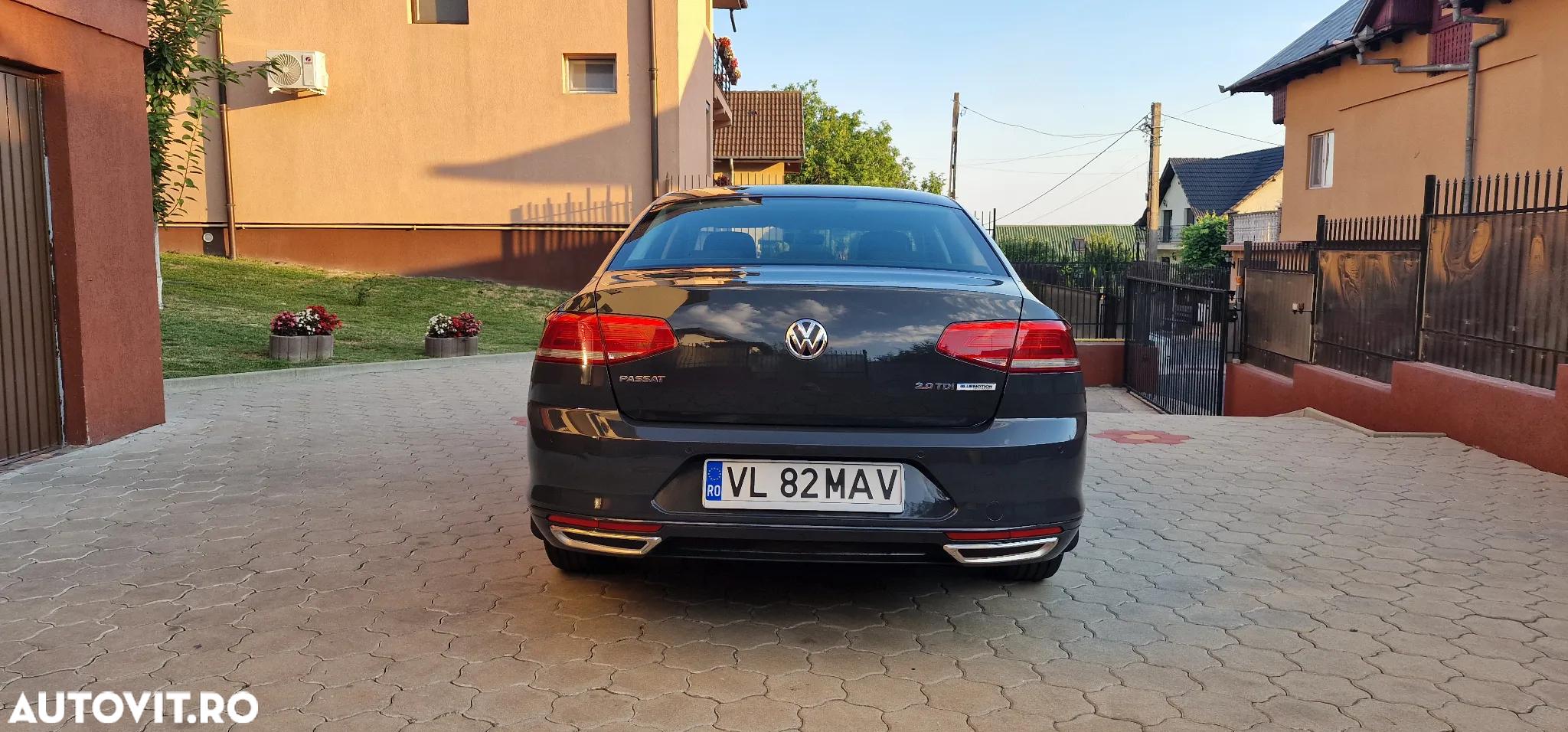 Volkswagen Passat 2.0 TDI Comfortline - 7