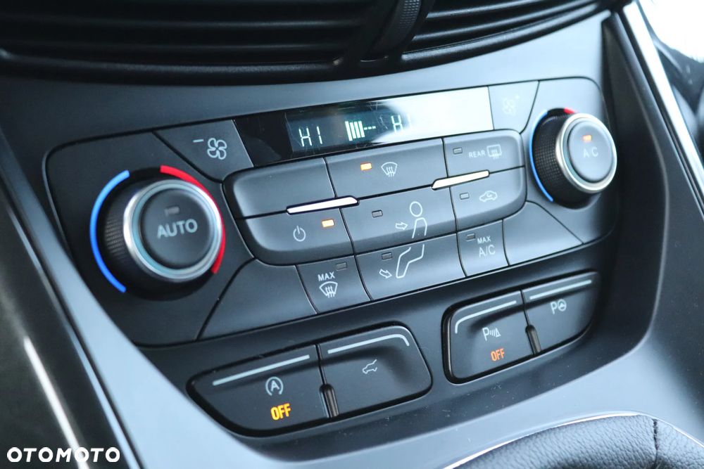 Ford Kuga 2.0 TDCi 2x4 Business Edition - 40