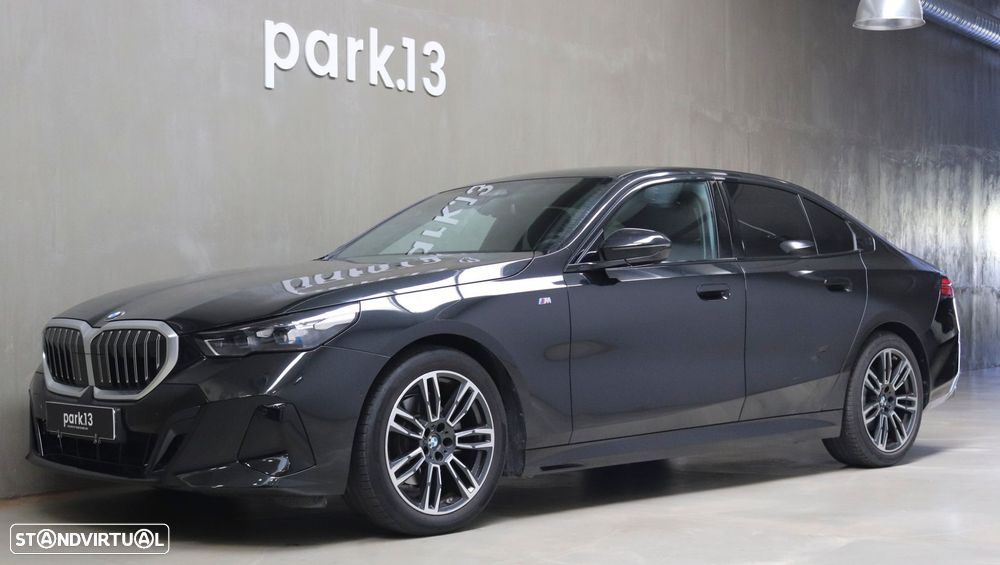 BMW 520 d xDrive Pack Desportivo M - 52