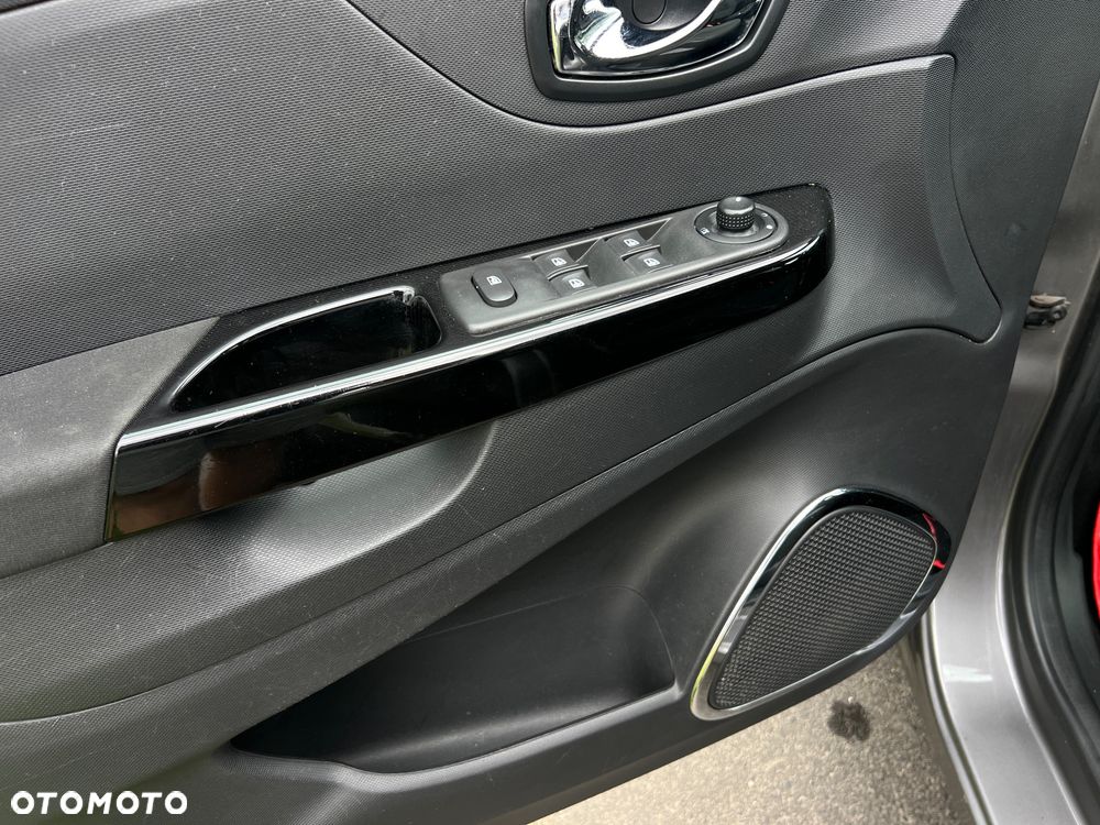 Renault Captur ENERGY dCi 90 EDC Intens - 10