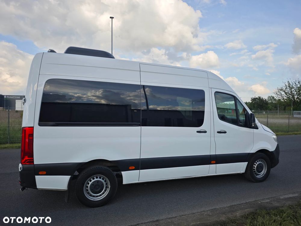 Mercedes-Benz Sprinter Standard PRO 907.233 - 8