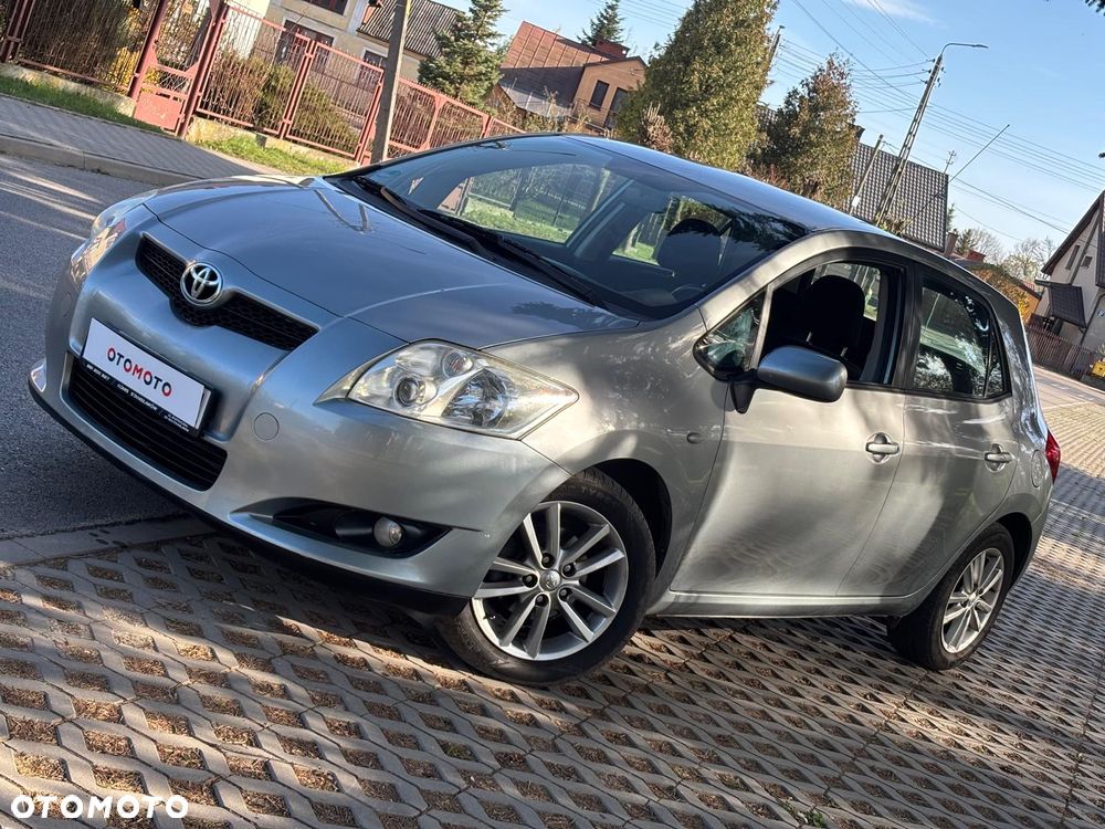 Toyota Auris 1.33 VVT-i Premium + - 3