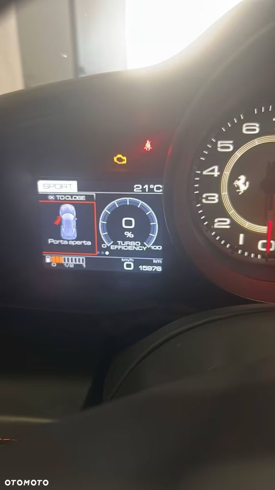 Ferrari 488 - 11