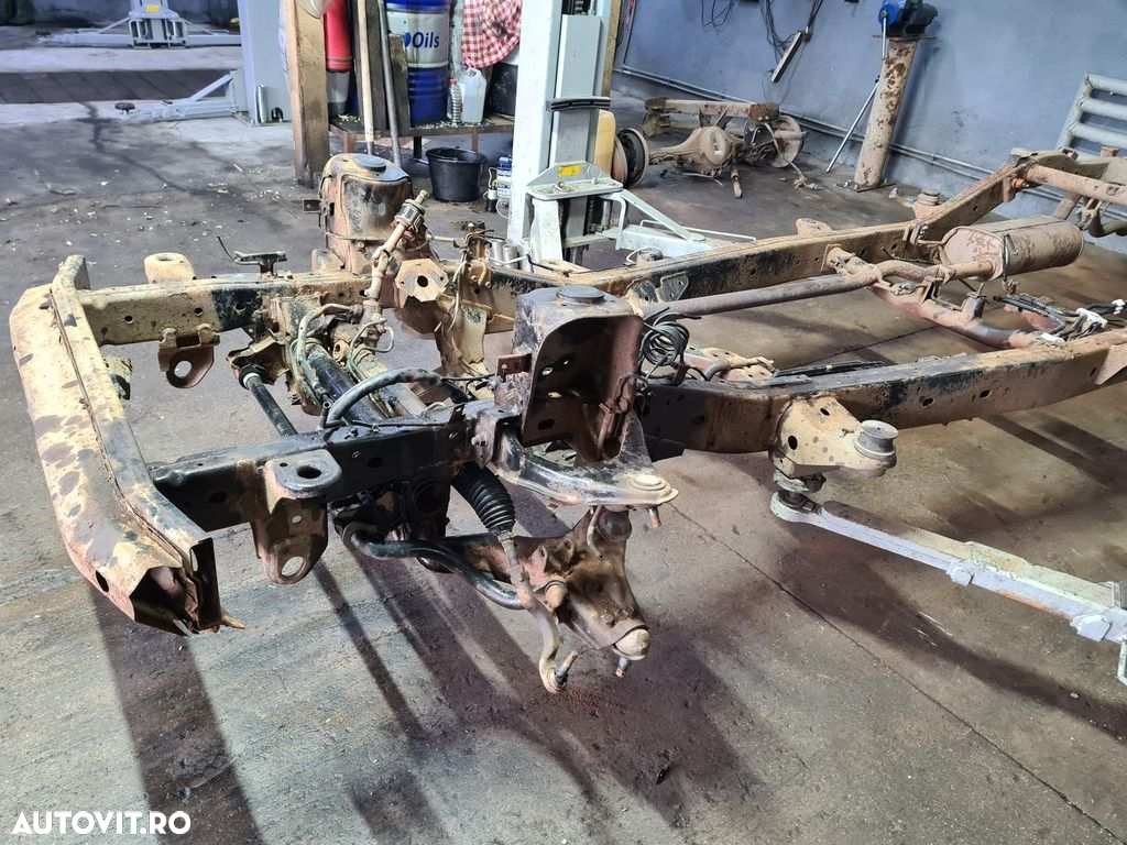 Sasiu Mitsubishi L200 V 2.4 Diesel 2016 2015 - 2018 SUV (958) - 4