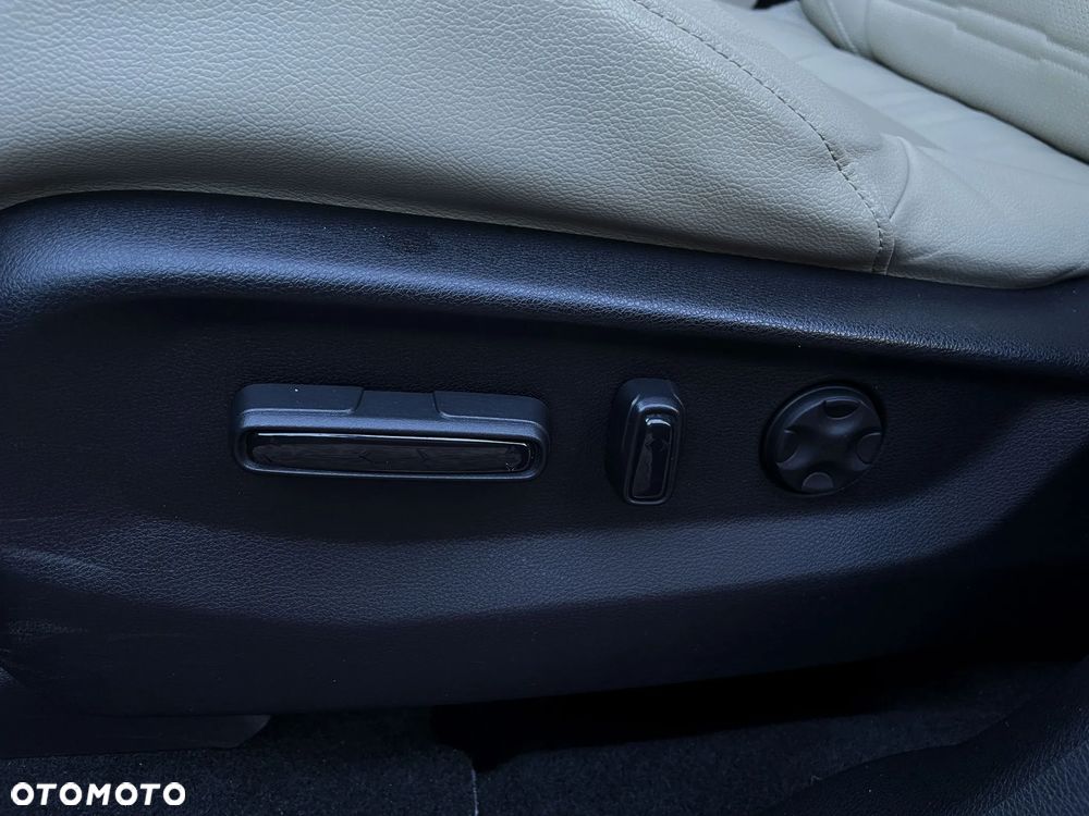 Honda CR-V 1.5 Executive (Honda Connect+) CVT - 33