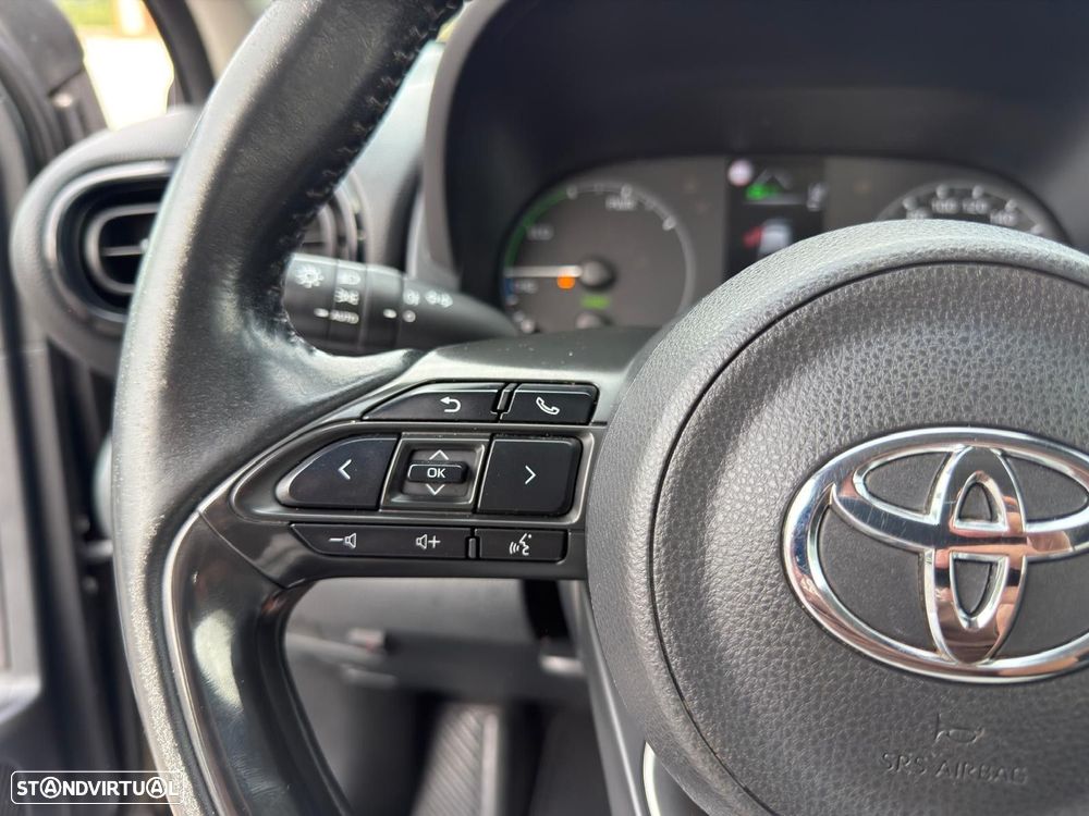 Toyota Yaris 1.5 HDF Comfort Plus - 20