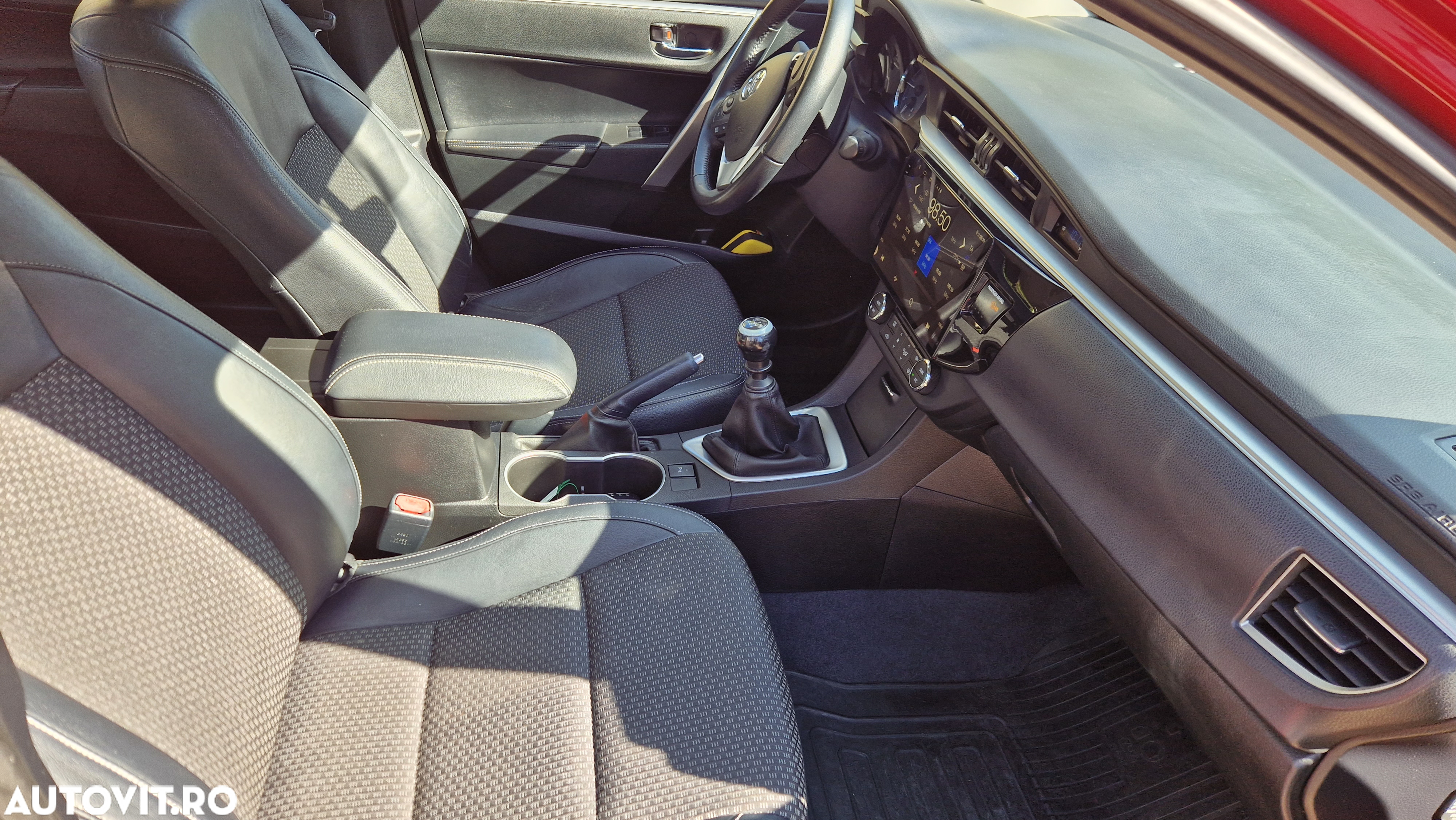 Toyota Corolla 1.4 D-4D Sol - 6