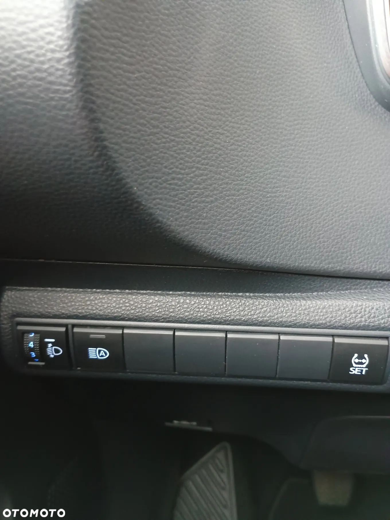 Toyota Corolla 1.5 Comfort - 16