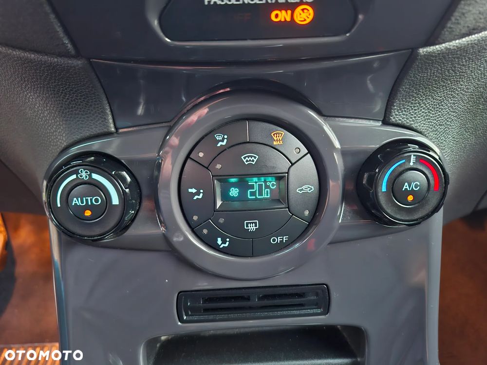 Ford Fiesta - 5