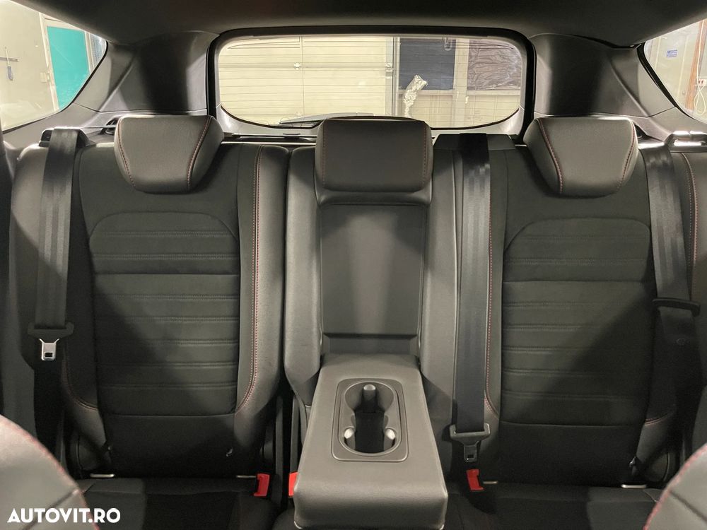 Ford Kuga 2.0 TDCi 4x4 Aut. ST-Line - 11