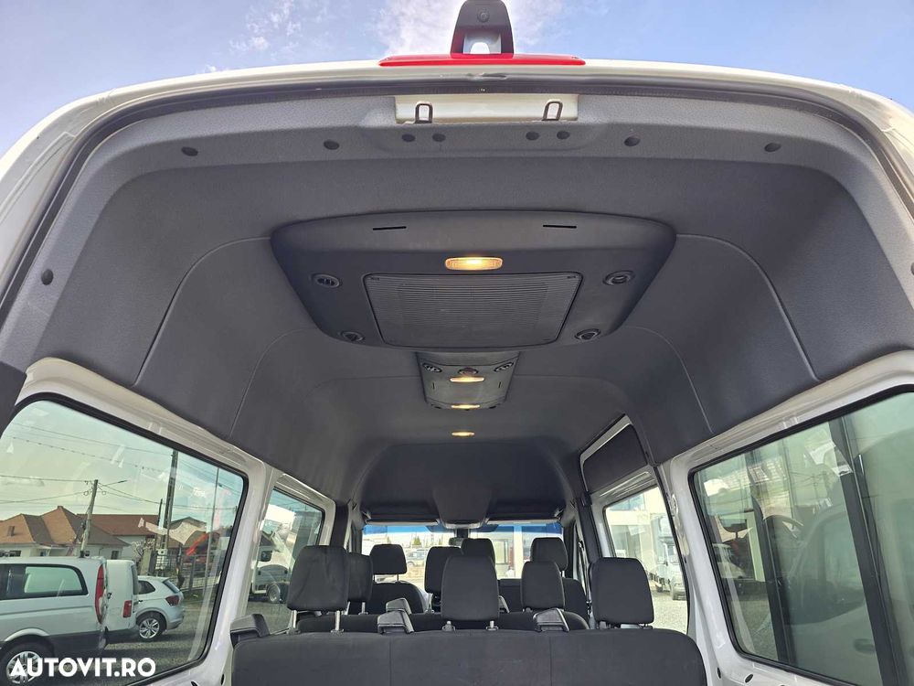 Mercedes-Benz Sprinter - 27