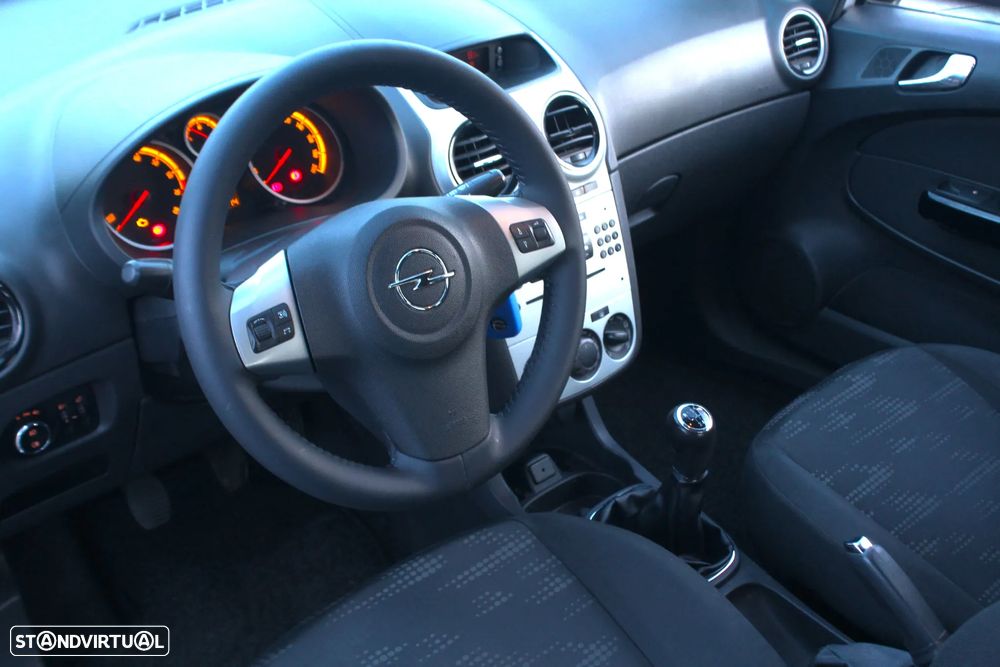 Opel Corsa 1.2 City S/S - 22