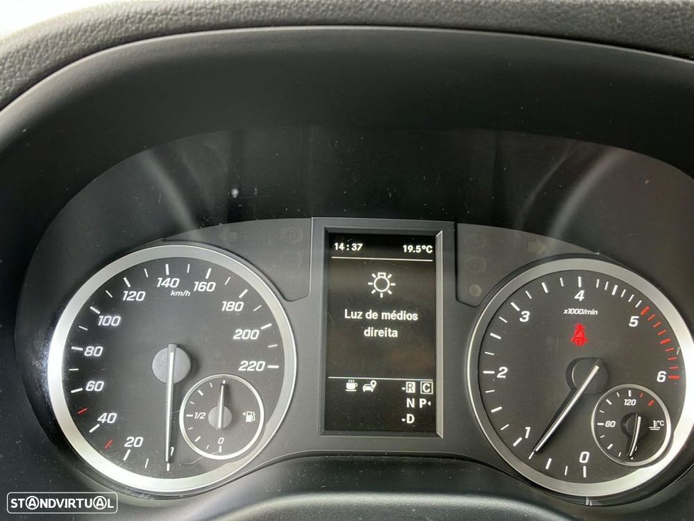 Mercedes-Benz Vito - 13