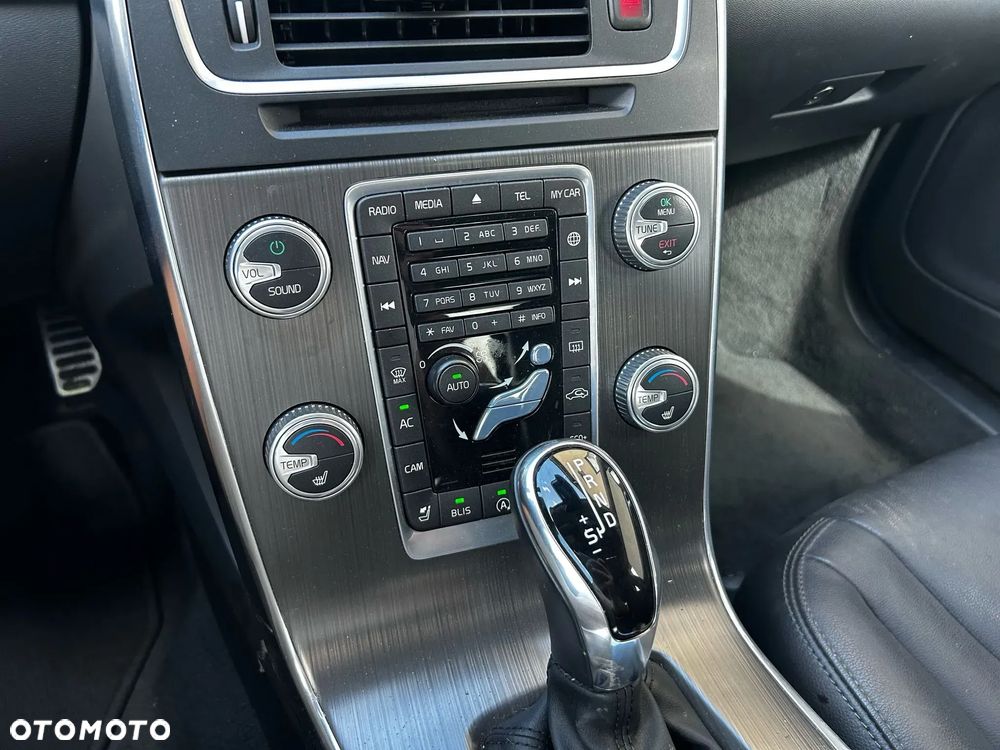 Volvo S60 T5 Drive-E Momentum - 20