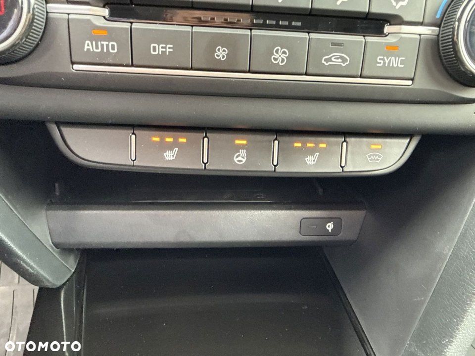 Kia XCeed - 17