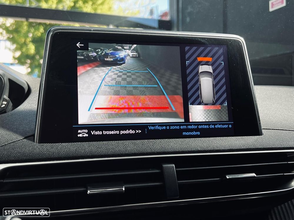 Peugeot 5008 1.5 BlueHDi Allure EAT8 - 27