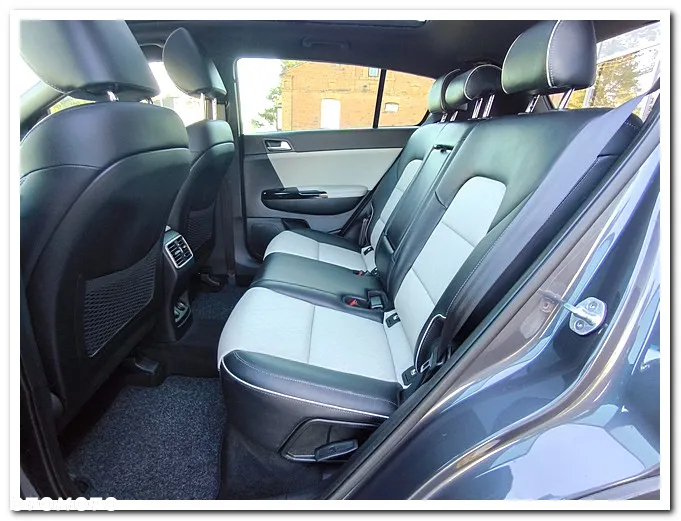 Kia Sportage 2,0 CRDI AWD Vision - 25